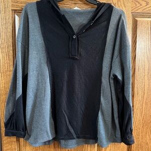 Womens Black and Gray Hooded Shirt Size Large